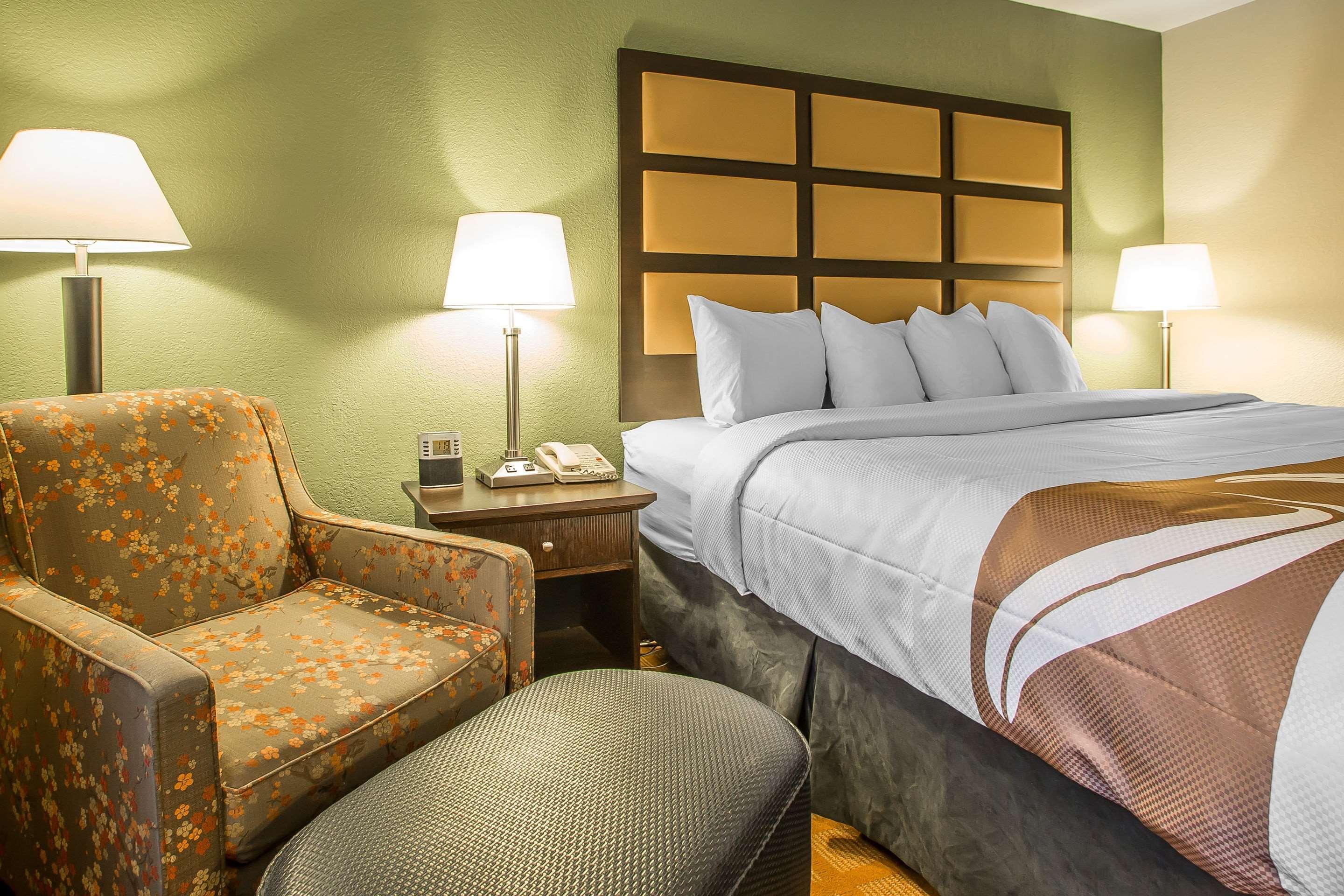 Quality Inn & Suites Marinette Εξωτερικό φωτογραφία