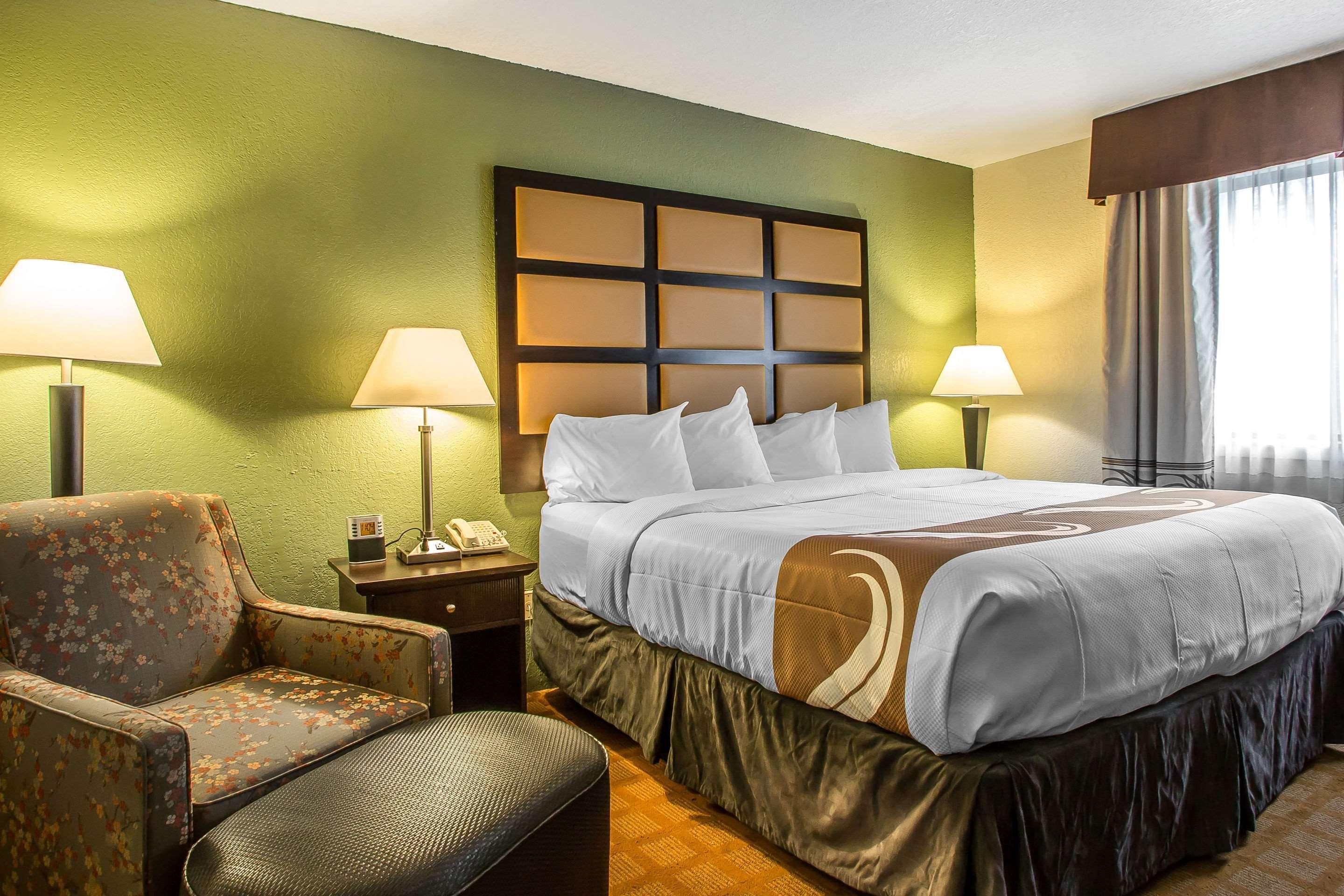 Quality Inn & Suites Marinette Εξωτερικό φωτογραφία