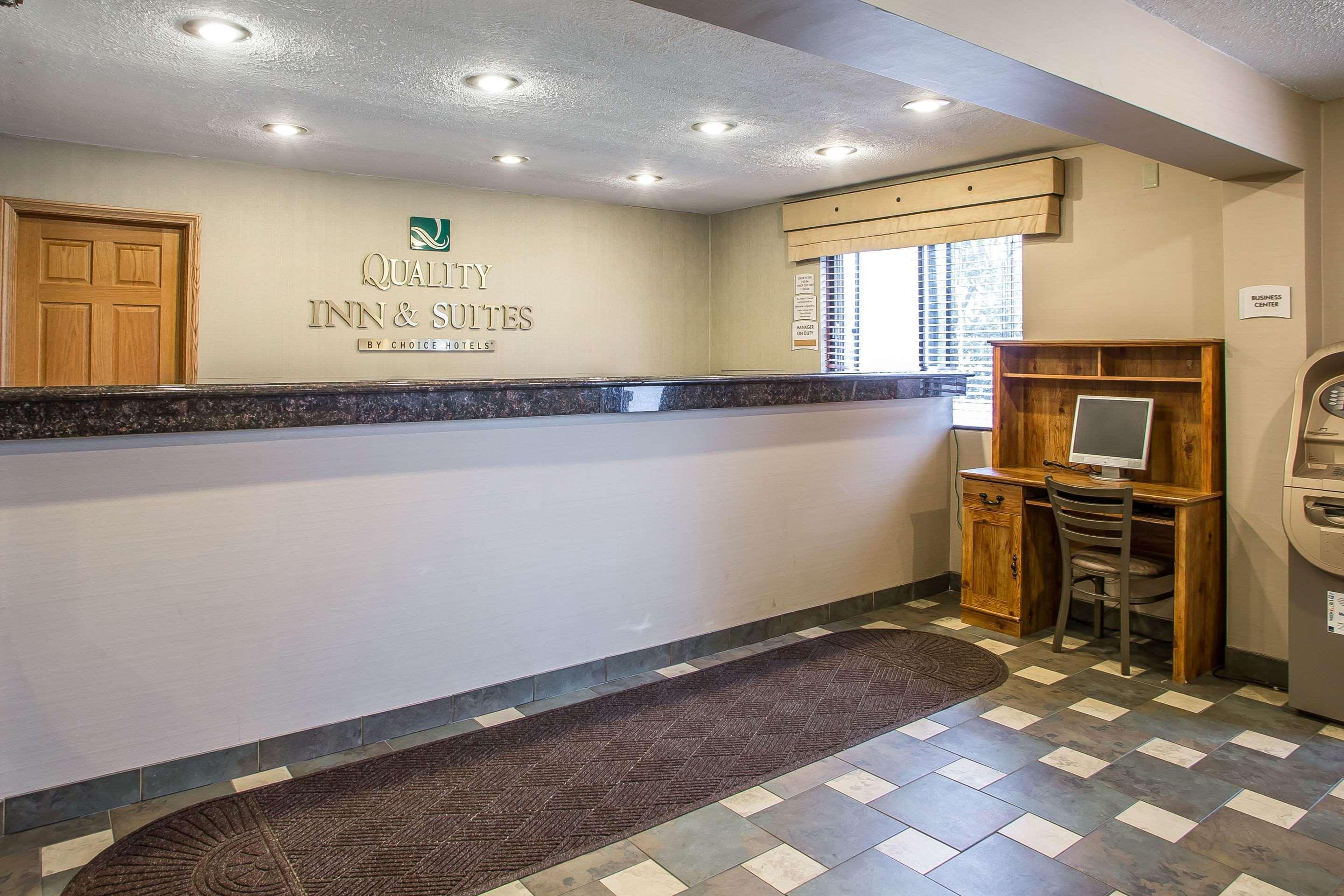 Quality Inn & Suites Marinette Εξωτερικό φωτογραφία