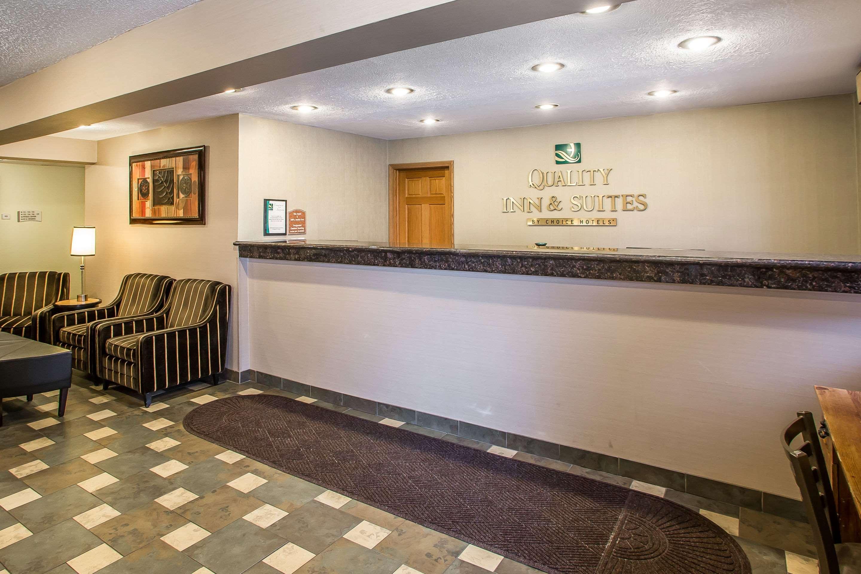 Quality Inn & Suites Marinette Εξωτερικό φωτογραφία