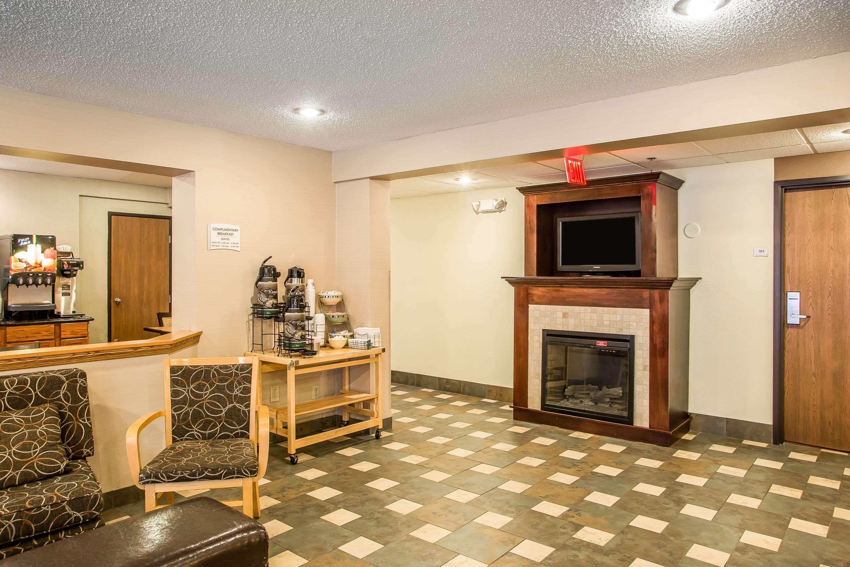 Quality Inn & Suites Marinette Εξωτερικό φωτογραφία