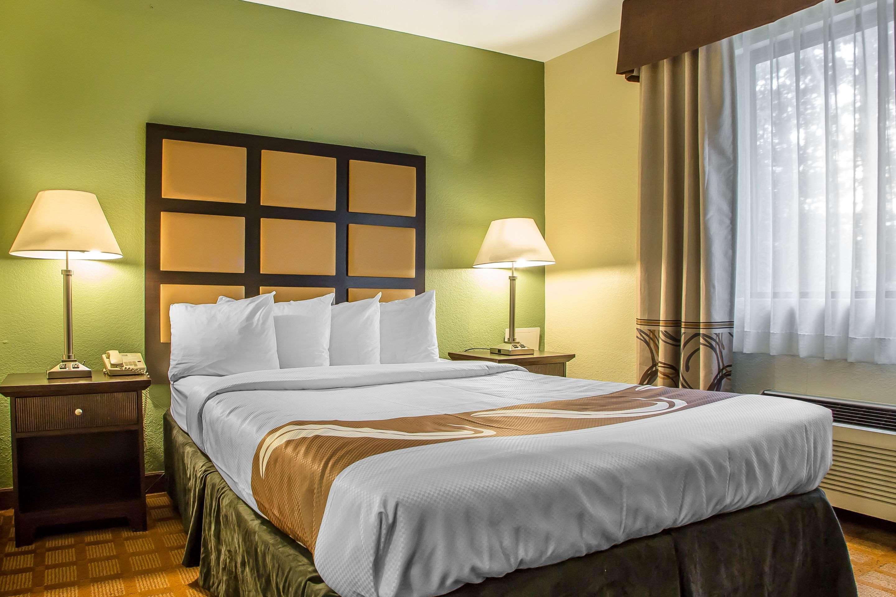 Quality Inn & Suites Marinette Εξωτερικό φωτογραφία