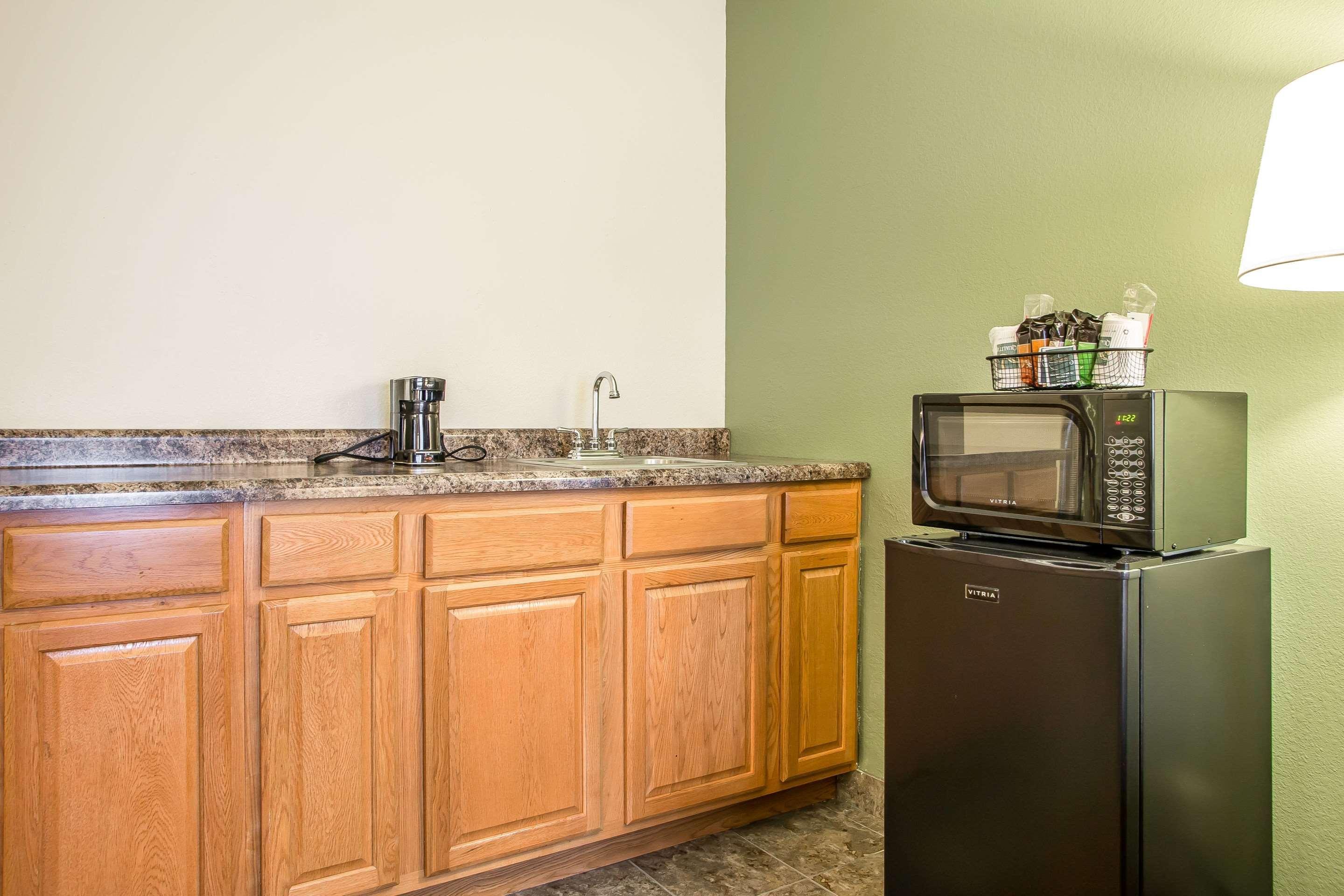 Quality Inn & Suites Marinette Εξωτερικό φωτογραφία