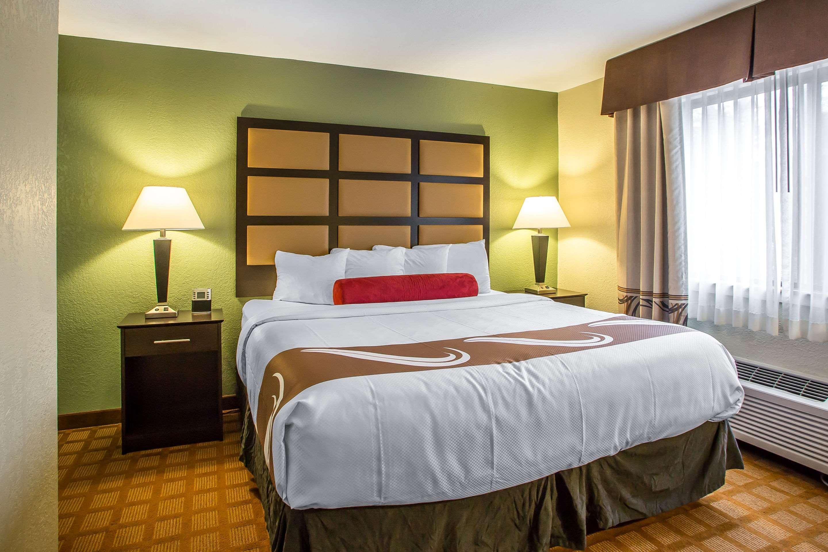 Quality Inn & Suites Marinette Εξωτερικό φωτογραφία