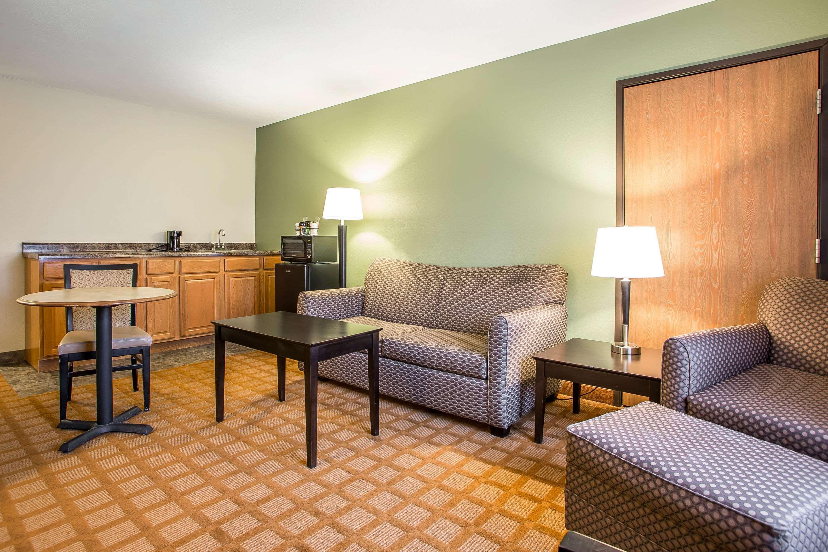 Quality Inn & Suites Marinette Εξωτερικό φωτογραφία