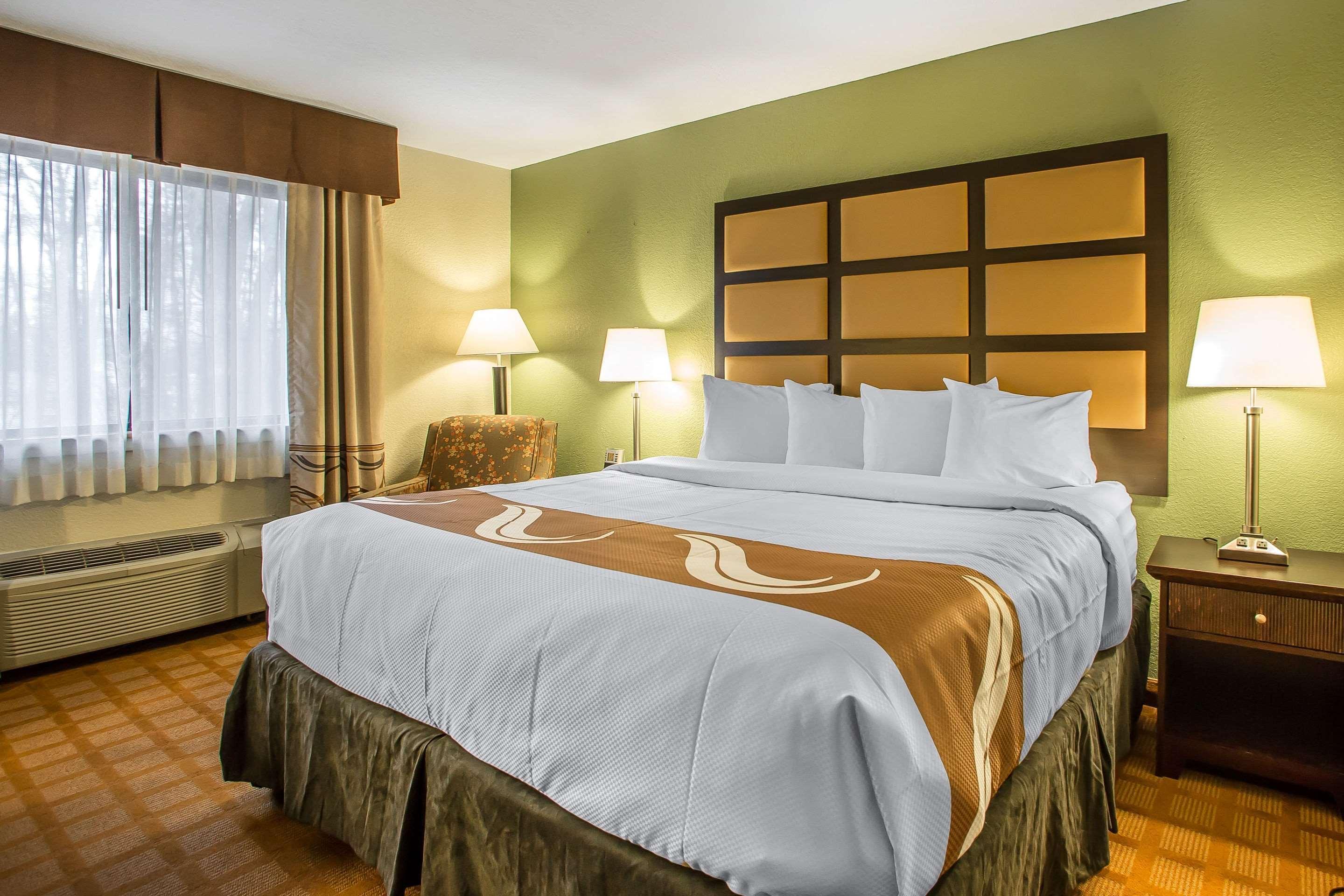 Quality Inn & Suites Marinette Εξωτερικό φωτογραφία