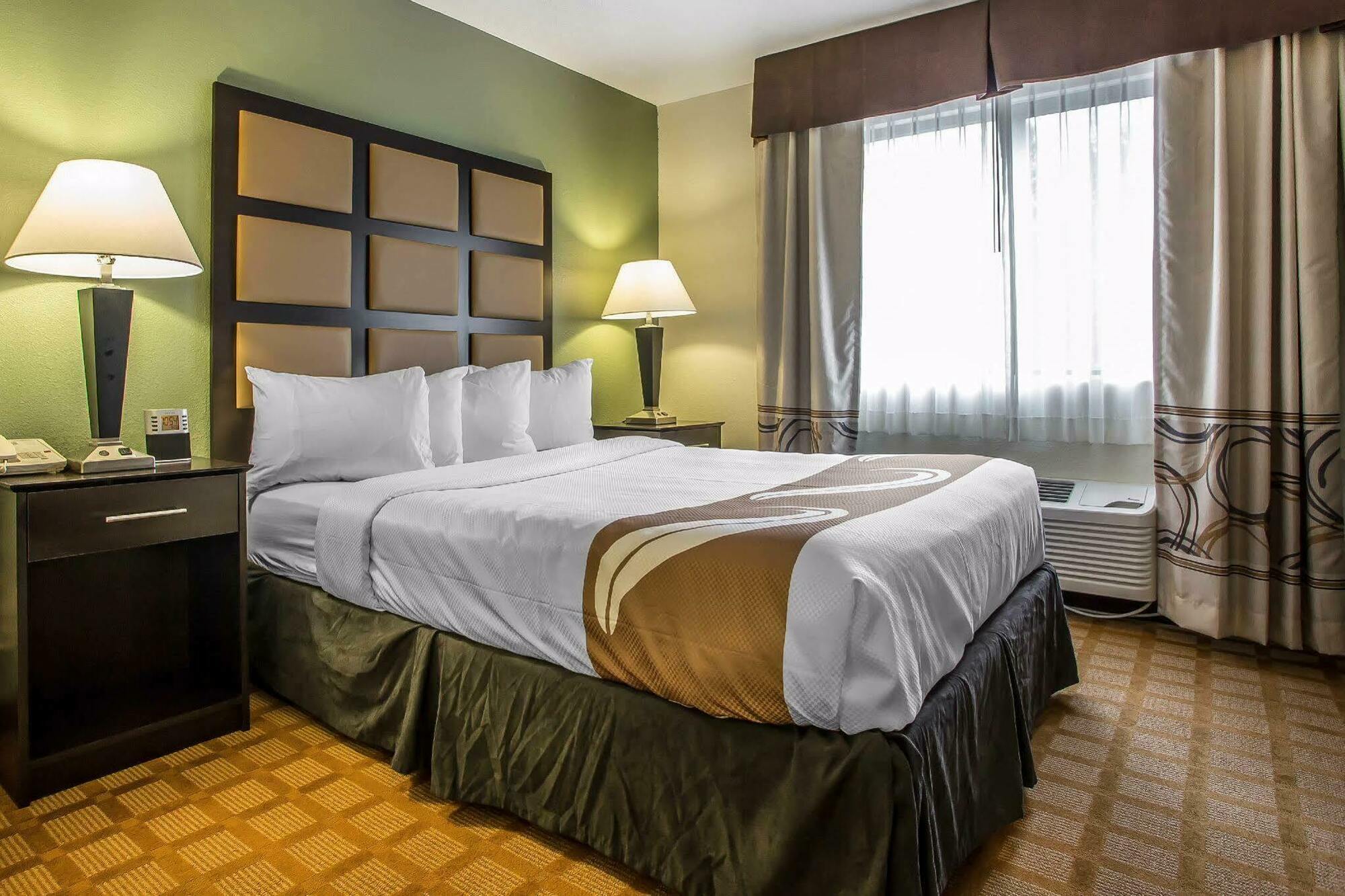 Quality Inn & Suites Marinette Εξωτερικό φωτογραφία